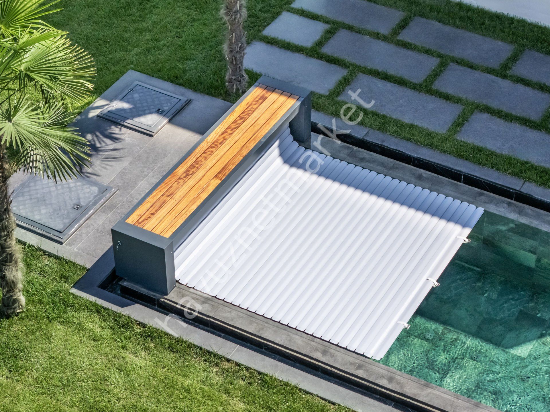 Prestij Model Otomatik Panjurlu Havuz Kapama Sistemi 3x5 Kapalı Bank Modeli