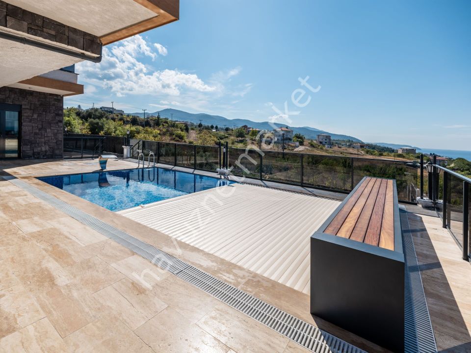 Prestij Model Otomatik Panjurlu Havuz Kapama Sistemi 4x8 Kapalı Bank Modeli
